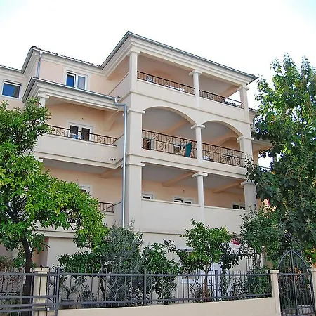 Maslina 3* Budua
